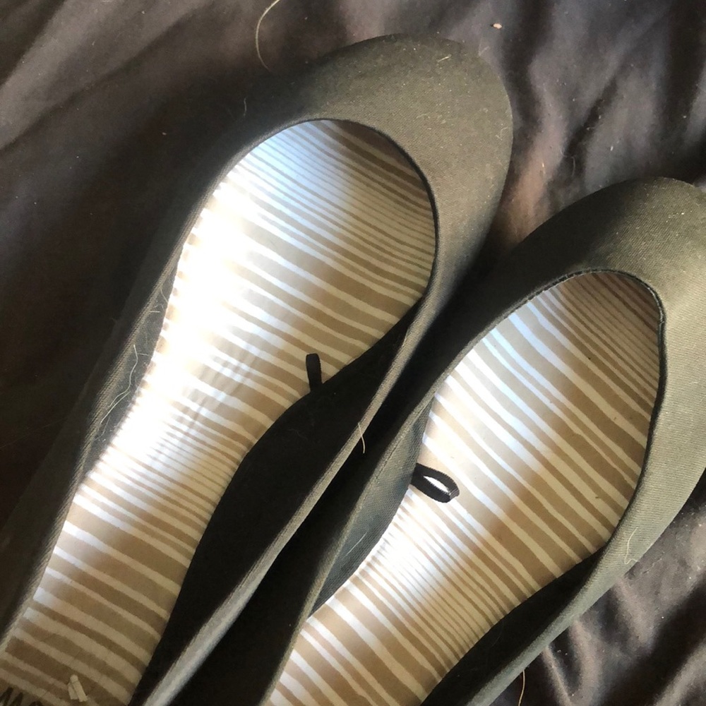 Black shoes